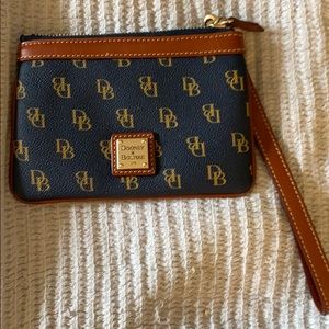 Like New Dooney & Burke Wrislet